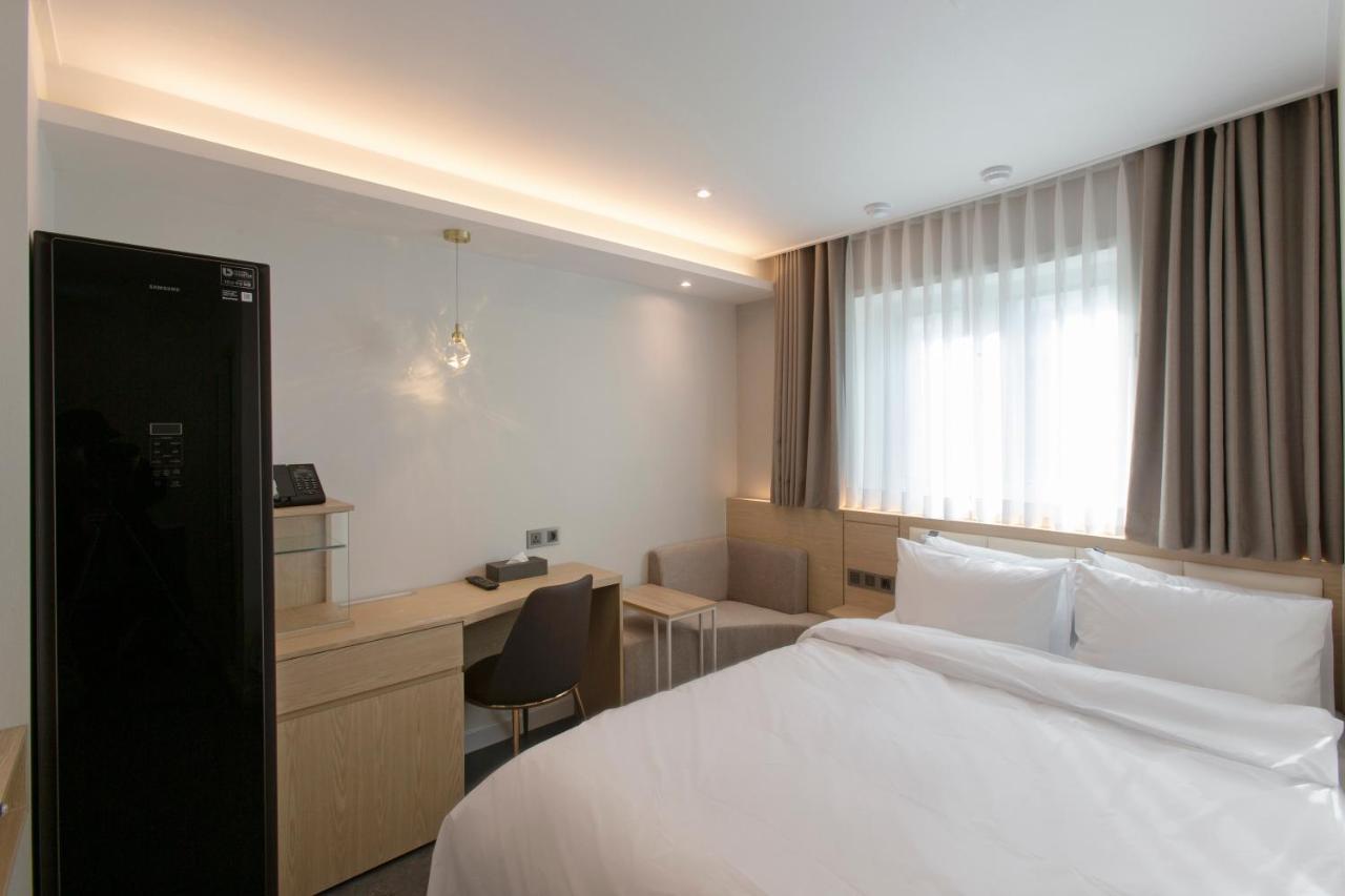 Busan Lounge 26 Hotel Ngoại thất bức ảnh