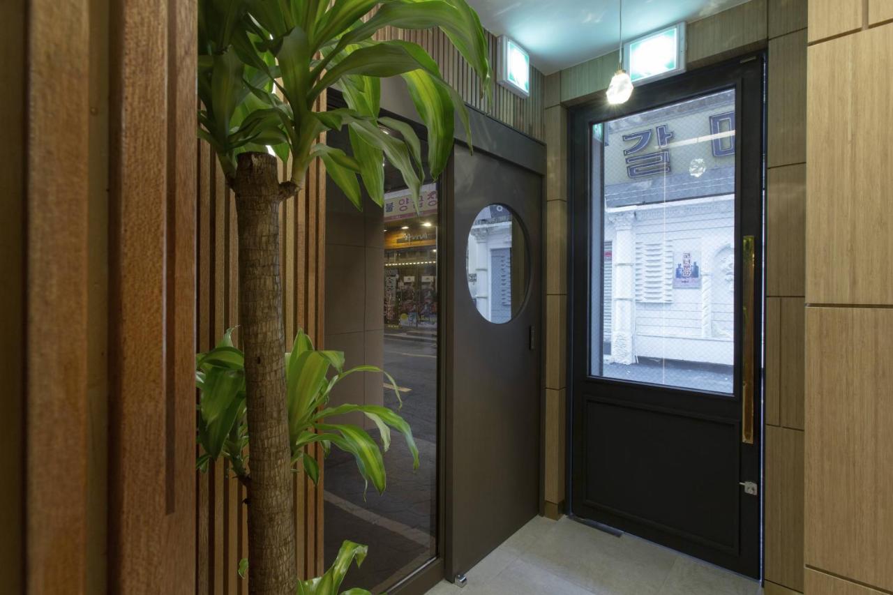 Busan Lounge 26 Hotel Ngoại thất bức ảnh